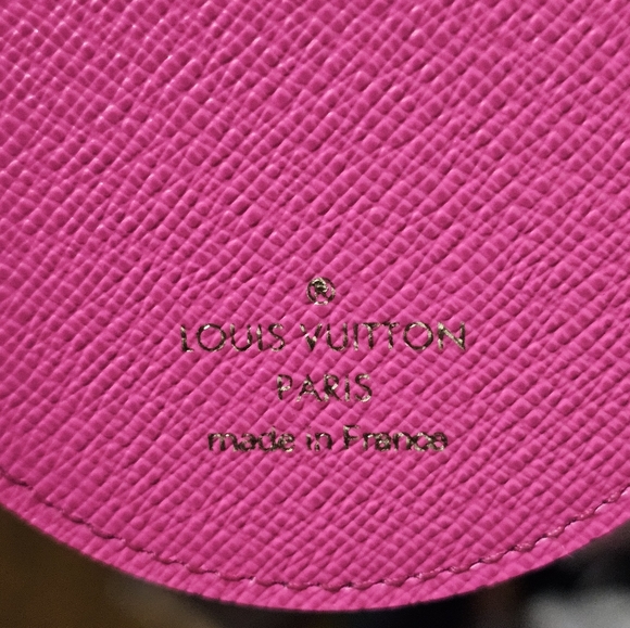 Louis Vuitton 2022 Christmas Seoul Bag Charm Key Ring NEW - Picture 8 of 10